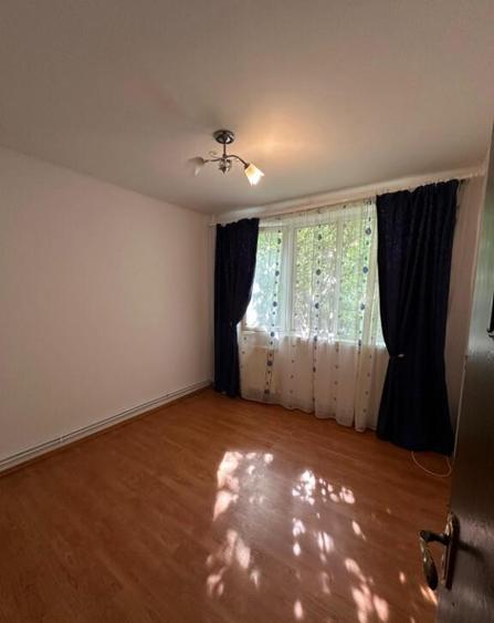 Apartament 4 camere - Izvorul Crisului - 1