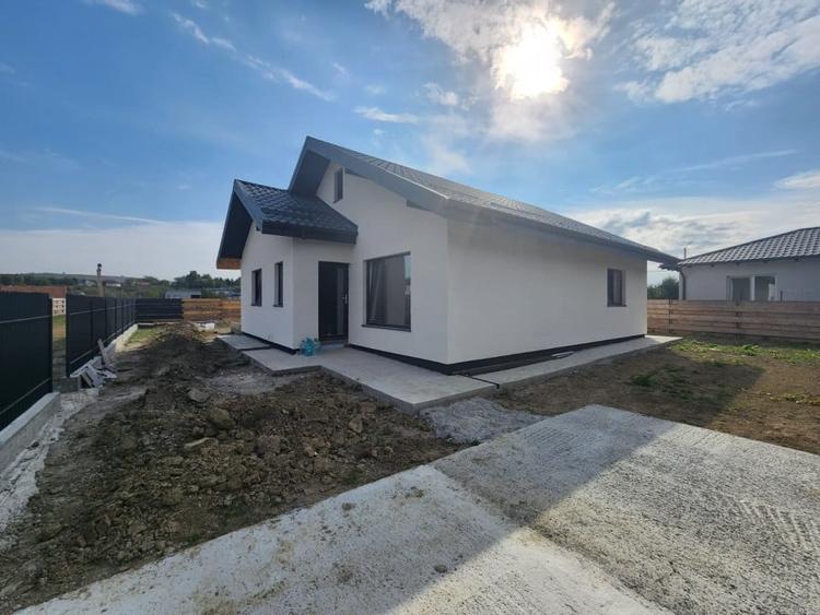 CASA INDIVIDUALA LUNCA CETATUII , 3 CAMERE SI 2 BAI , 500 MP TEREN - 2