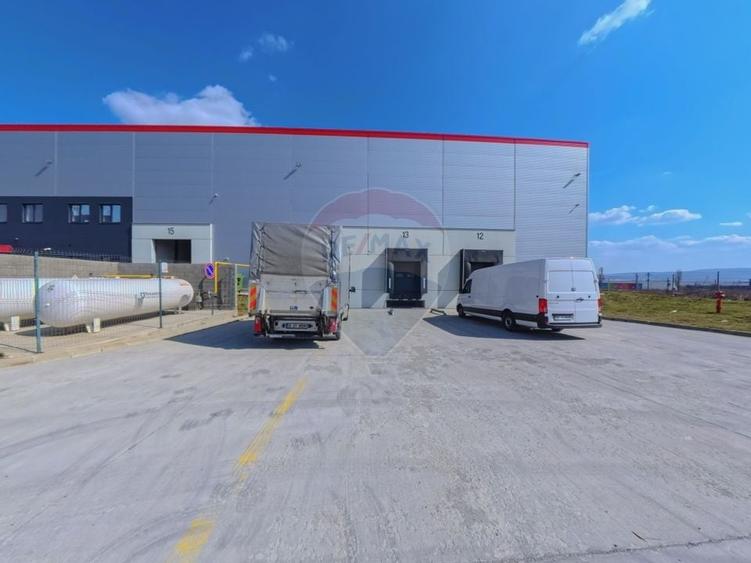 Hala de inchiriat Clasa A, TRC PARK zona Metro - Bacau - 5