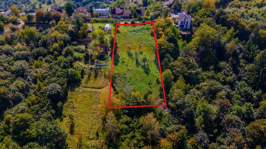 COMISION 0% Teren 2700mp / Strada Coltul Putinarilor/Poiana Brasov - 1