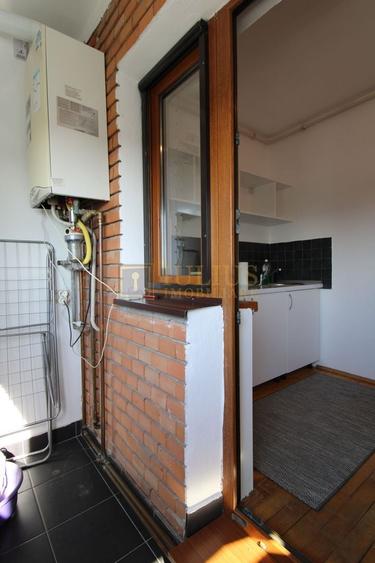 Corneliu Copusul, o camera, centrala proprie. - 8