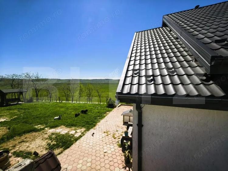 Casa spa?ioasa de vanzare in ?igana?i ideala pentru familie numeroasa - 5