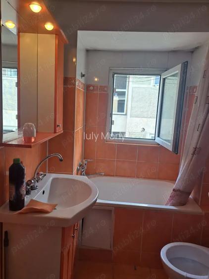 Vand 2 camere zona Viaduct Vand 2 camere zona Viaduct