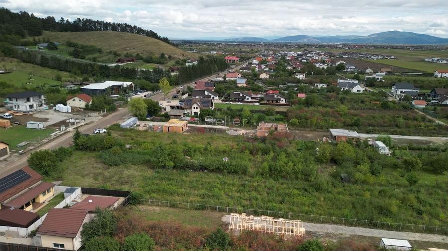 Teren intravilan - 26