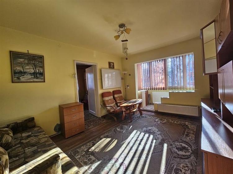 Apartament 3 camere etaj 1, Astra, Brasov - 1