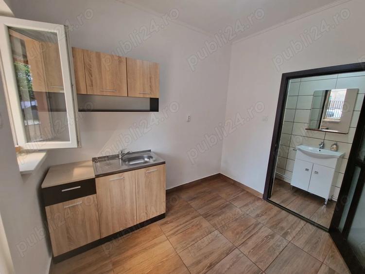 Vand apartament la casa cu 1 camera in curte comuna pe str. cuza voda - 9