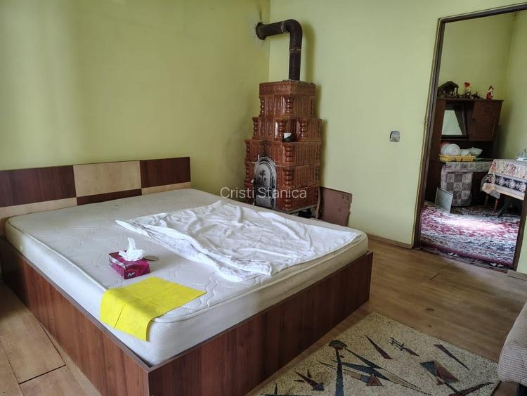 Casa in spatele Primariei Adunatii Copaceni - Giurgiu Casa in spatele Primariei Adunatii Copaceni - Giurgiu