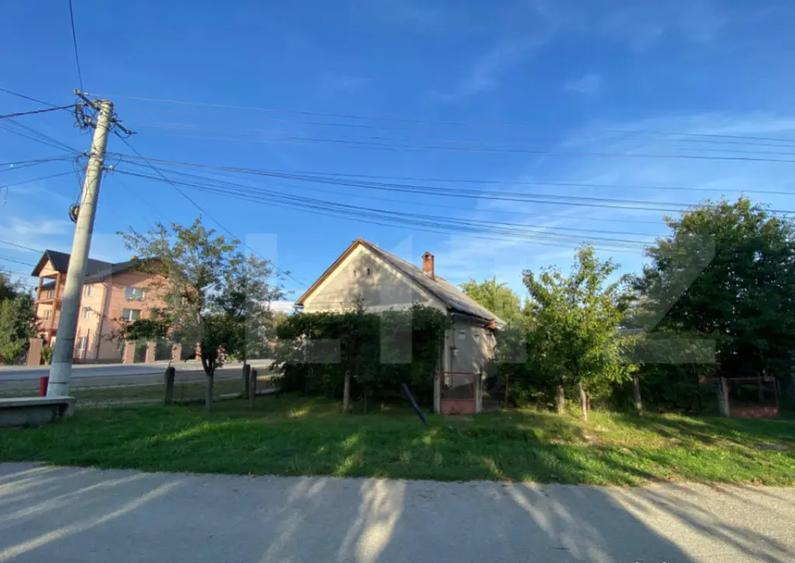 Casa cu teren 10 ari, 2 anexe ?i dublu front stradal B - 7