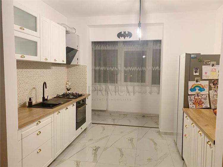 STEAUA - 4 CAMERE - DECOM. - CENTRALA/AC - GARAJ IN CF - 2 BAI - RENOVAT - 5