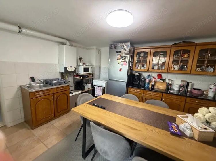 vand casa cocheta Fratelia 240000 euro - 1