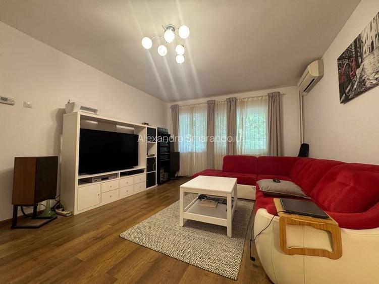 Apartament cu 4 camere decomandat, mobilat în Aviației