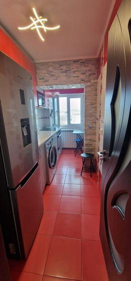 Garsoniera decomandata zona Far. - 5