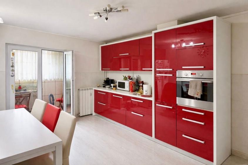 Apartament cu 4 camere, decomandat cu dubla orientare in zona Iosia, parter inalt - 3