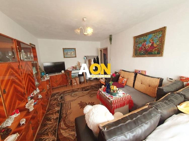 Apartament 3 camere, decomandat, 2 bai, zona Kaufland - 2