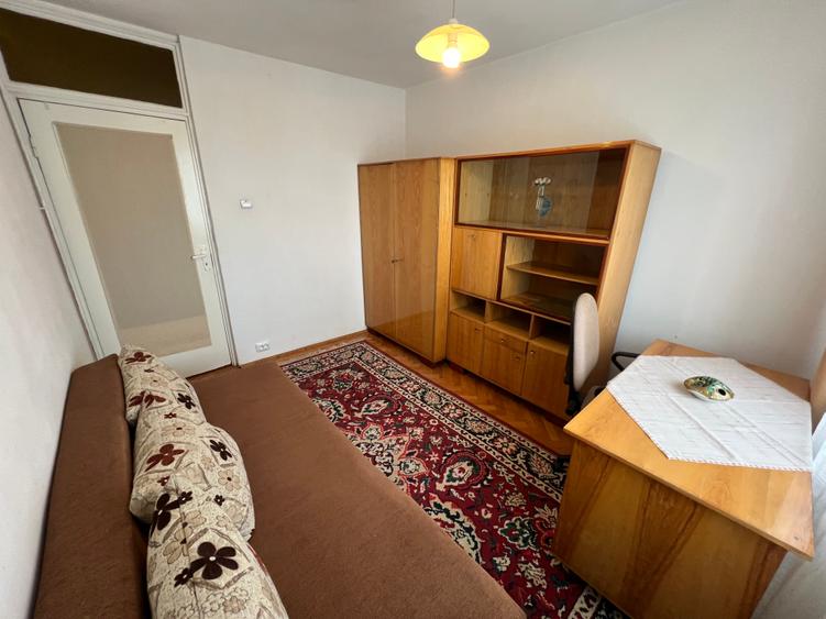 INCHIRIEZ apartament 3 camere decomandat,zona Strand - 7