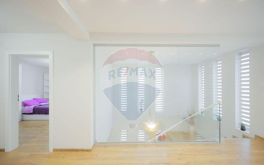 Casa ready to move cu 5 camere, teren 665 mp ?i garaj ?... - 13