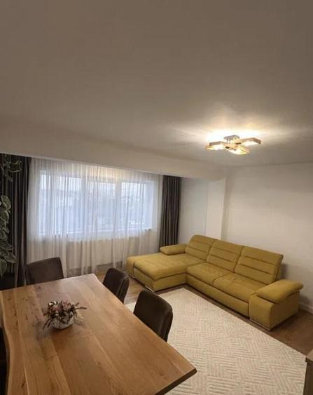 Apartament cu 2 Camere Decomandate Etaj 1 - Zona Burdujeni - 1
