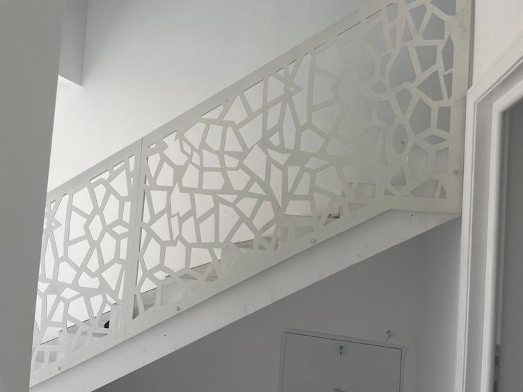 CASA INDIVIDUALA CUPLATA STR. PALTINIS 52 PLOIESTI - 6