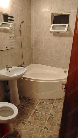 Inchiriez apartament cu 3 camere - 3