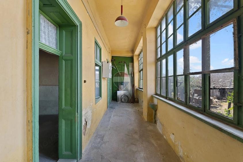 Casă cu 5 camere cu Teren 853 Mp în Ultracentral