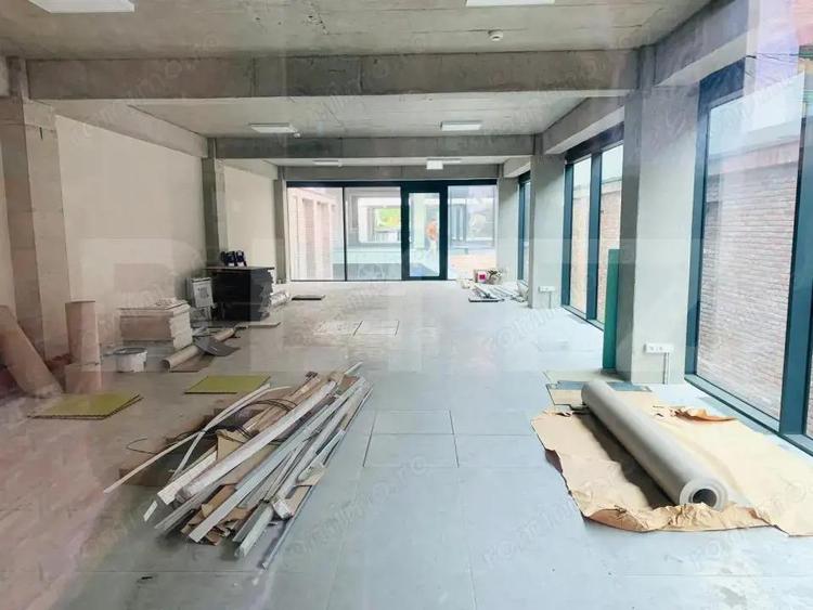 Spa?iu comercial, de inchiriat, 100 mp, zona ultracentrala - 2