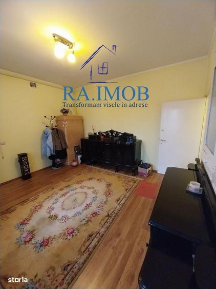 Casa 5 camere Zona Ultracentral Ploiesti (Hale Centrale) 149000 euro - 18