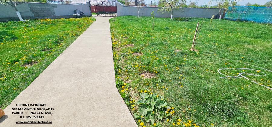 Proprietate Slobozia-Roznov, casa mansardata, teren si livada - 16