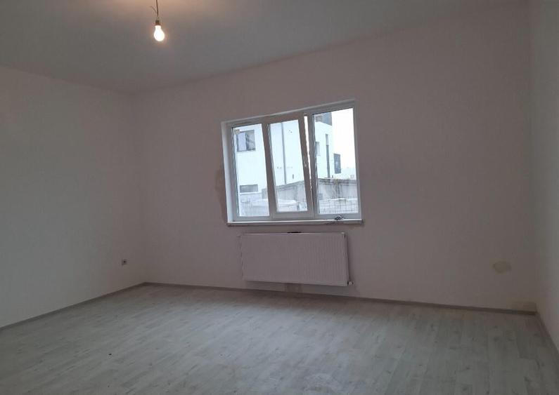 Pantelimon Ilfov,p+1,casa 5 camere,3 bai,dressing,334mp,comision 0% - 11