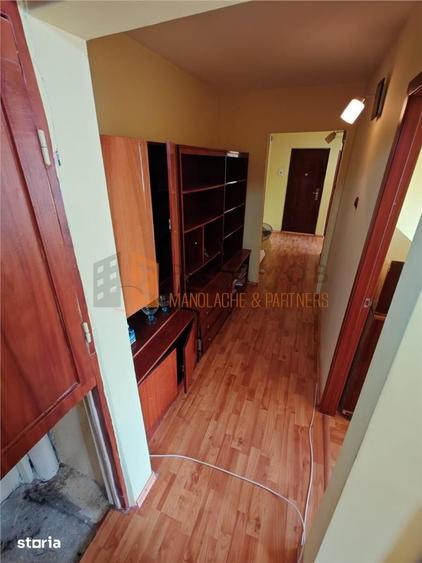 Apartament cu 3 camere decomandat, mobilat în Unirii Centru