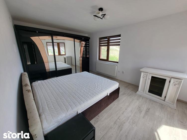 Casă cu 5 camere cu Teren 828 Mp în Apahida
