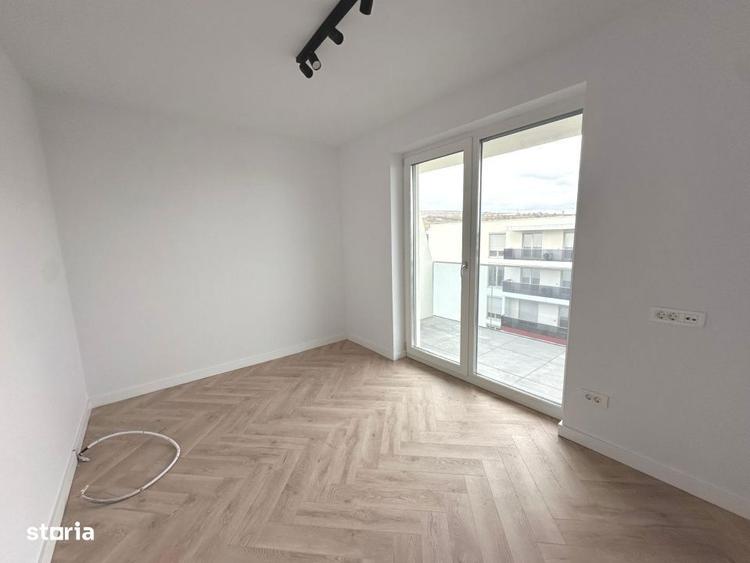 Apartament cu 2 camere semidecomandat în Iris