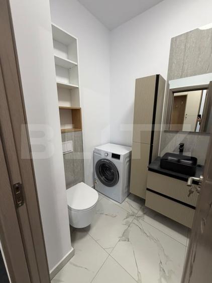 Apartament cu 3 camere decomandat, mobilat în Florești