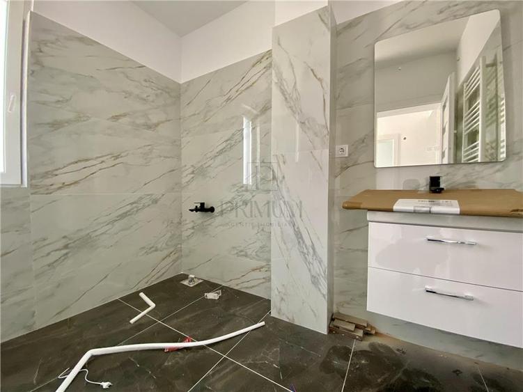Casă individuală cu 4 camere cu Canalizare în Calea Urseni