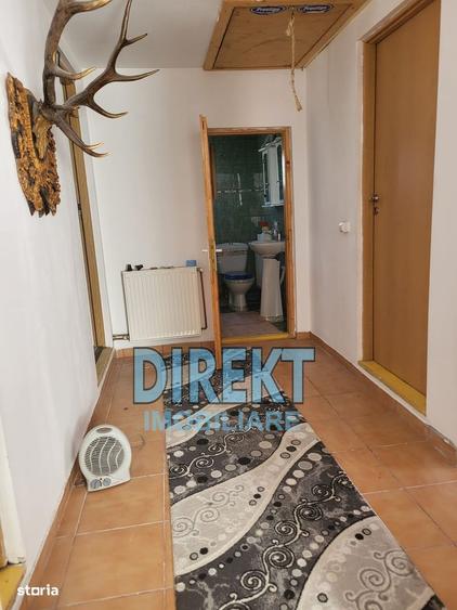 Casă cu 4 camere în Piatra