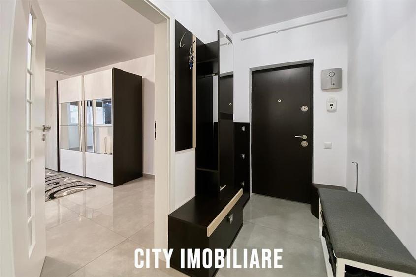 Apartament cu 2 camere semidecomandat, mobilat în Florești