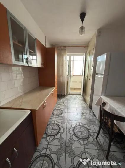Apartament 3 camere, 63.40 mp, etaj 7, Bd. Bucuresti - 12