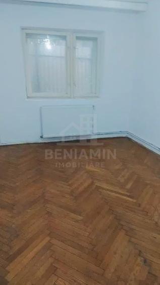 Apartament cu 2 camere decomandat în Astra