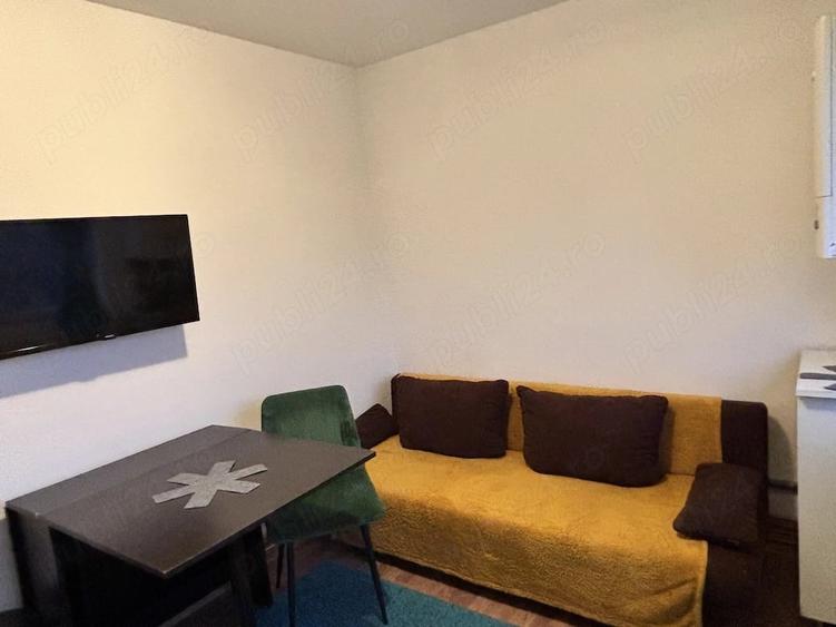 Garsonieră nedecomandată în Girocului