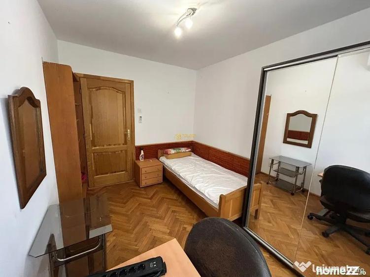 Apartament cu 4 camere decomandat în Ultracentral