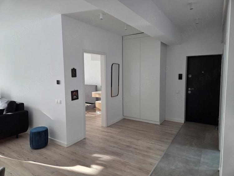 Apartament cu 2 camere semidecomandat, mobilat în Bucureștii Noi