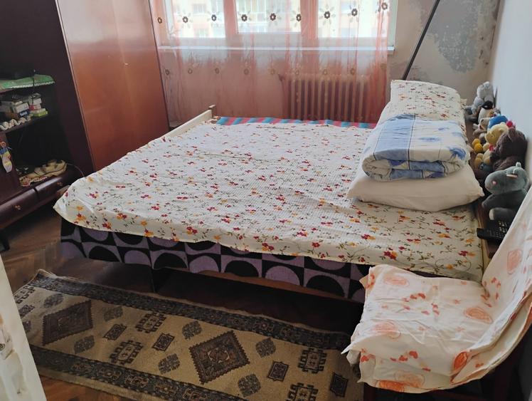 Apartament cu 2 camere, mobilat în Cetate