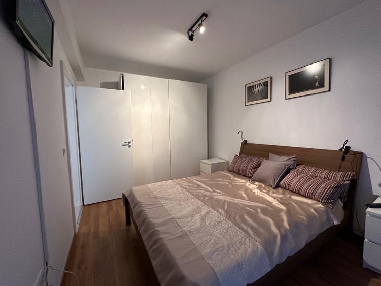 Inchiriez apartament 2 camere - 1