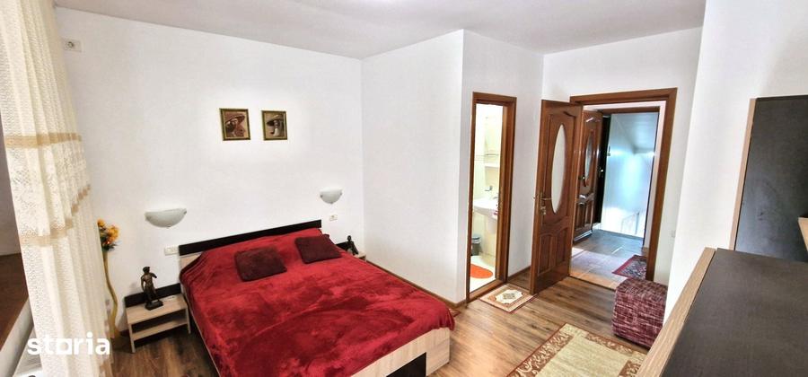 Casă cu 5 camere cu Teren 338 Mp în Sud