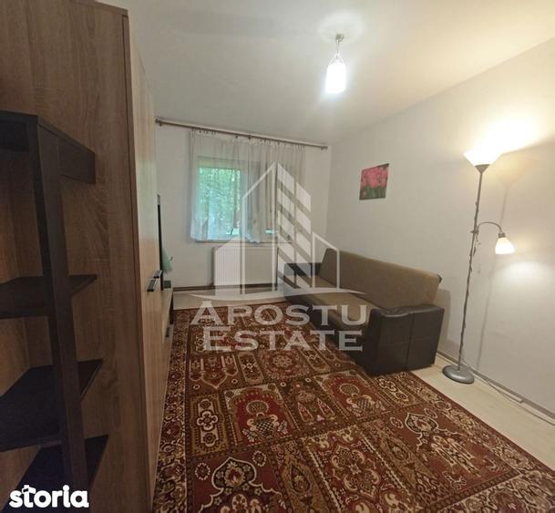 Apartament cu 2 camere nedecomandat, mobilat în Circumvalațiunii