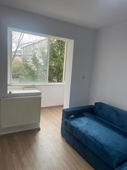 Apartament cu 2 camere decomandat în Complex Studențesc