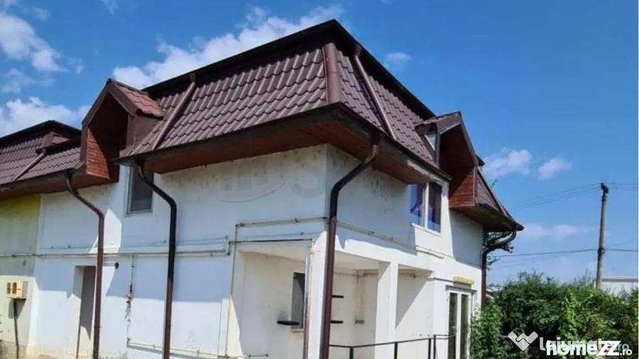 Casă cu 5 camere cu Teren 625 Mp în Tâncăbești