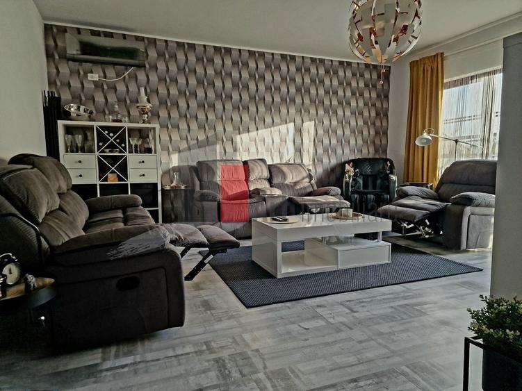 Vanzare casa moderna cu piscina si zona de fitness --Mihailesti - 7