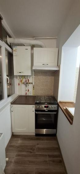 GARSONIERA - TOMIS III - 12