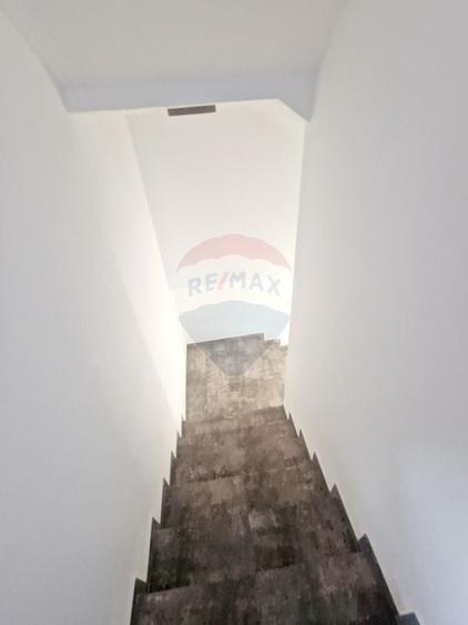 Spațiu generos in Piatra Neamt - perfect pentru afacerea ta - 5