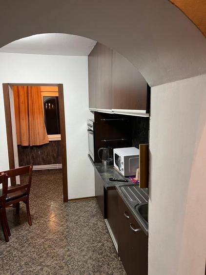 Apartament 2 camere decomandat - Faleza Nord - 500 euro/luna (cod E2+E7) - 4